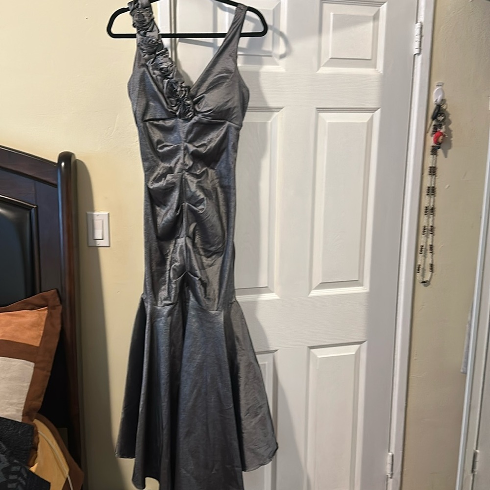 R&M Richard’s dress